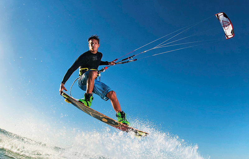 kite surfing bali