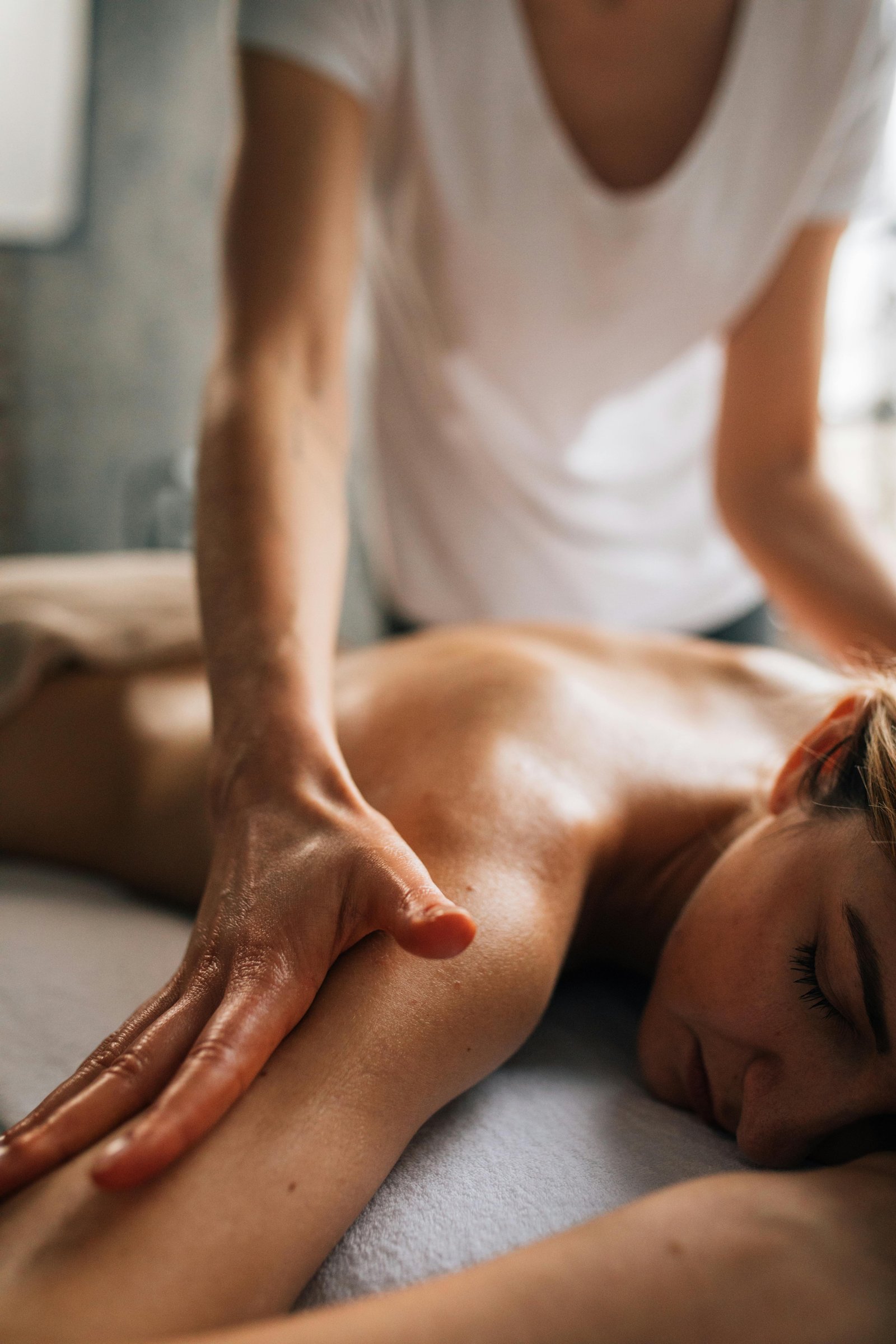 Relaxing spa experience for couples
